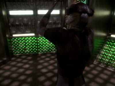 Star Trek: Deep Space Nine Screencaps "The Abandoned" (S3:E6)
