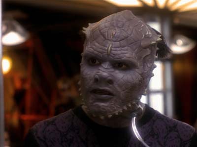 Star Trek: Deep Space Nine Screencaps "The Abandoned" (S3:E6)