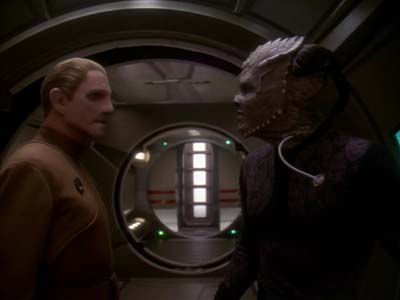 Star Trek: Deep Space Nine Screencaps "The Abandoned" (S3:E6)