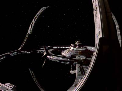 Star Trek: Deep Space Nine Screencaps "The Abandoned" (S3:E6)