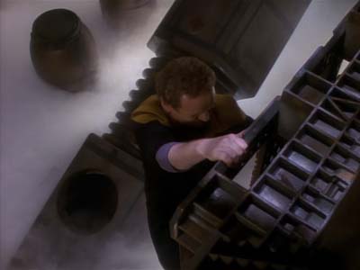 Star Trek: Deep Space Nine Screencaps "Civil Defense" (S3:E7)