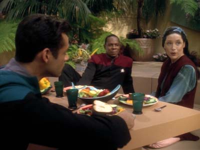 Star Trek: Deep Space Nine Screencaps "Meridian" (S3:E8)