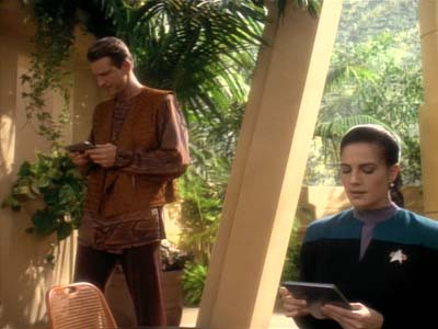 Star Trek: Deep Space Nine Screencaps "Meridian" (S3:E8)