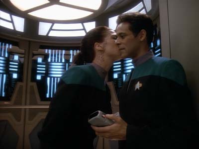 Star Trek: Deep Space Nine Screencaps "Meridian" (S3:E8)