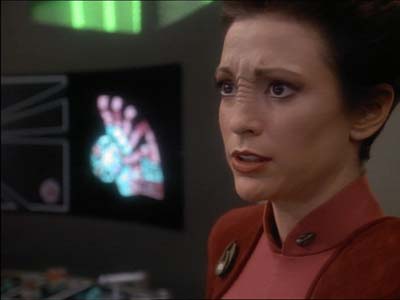 Star Trek: Deep Space Nine Screencaps "Defiant" (S3:E9)