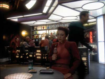Star Trek: Deep Space Nine Screencaps "Defiant" (S3:E9)