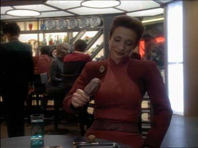 Star Trek: Deep Space Nine Screencaps "Defiant" (S3:E9)