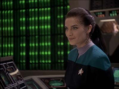 Star Trek: Deep Space Nine Screencaps "Defiant" (S3:E9)