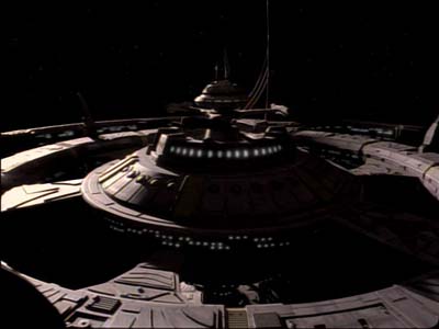 Star Trek: Deep Space Nine Screencaps "Defiant" (S3:E9)
