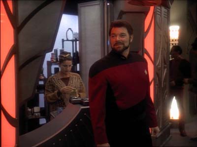 Star Trek: Deep Space Nine Screencaps "Defiant" (S3:E9)