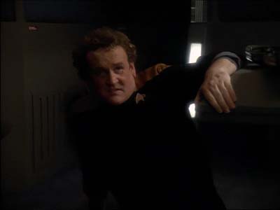 Star Trek: Deep Space Nine Screencaps "Defiant" (S3:E9)
