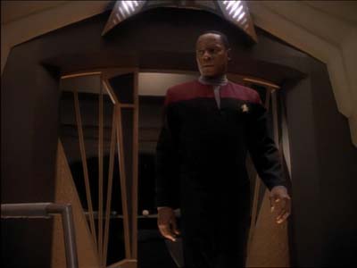 Star Trek: Deep Space Nine Screencaps "Defiant" (S3:E9)