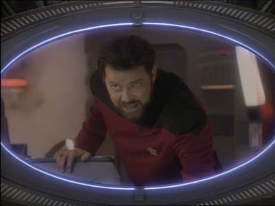 Star Trek: Deep Space Nine Screencaps "Defiant" (S3:E9)