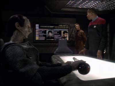 Star Trek: Deep Space Nine Screencaps "Defiant" (S3:E9)