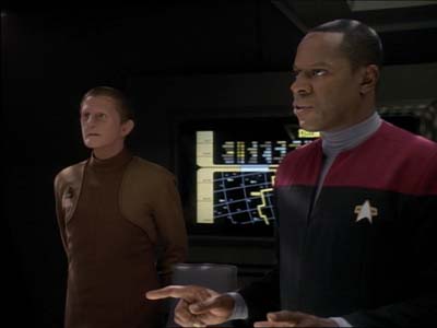 Star Trek: Deep Space Nine Screencaps "Defiant" (S3:E9)