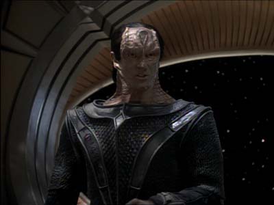Star Trek: Deep Space Nine Screencaps "Defiant" (S3:E9)