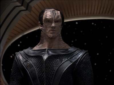 Star Trek: Deep Space Nine Screencaps "Defiant" (S3:E9)