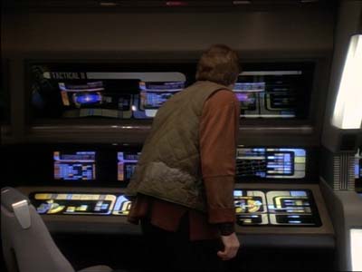Star Trek: Deep Space Nine Screencaps "Defiant" (S3:E9)