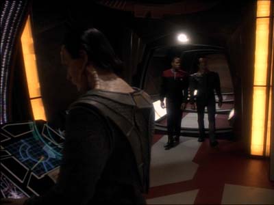 Star Trek: Deep Space Nine Screencaps "Defiant" (S3:E9)
