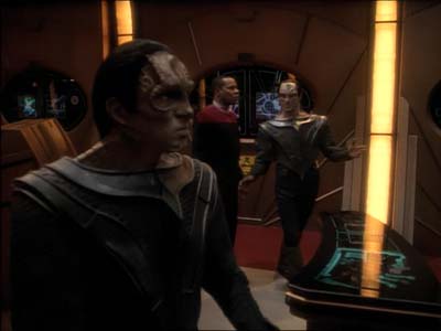 Star Trek: Deep Space Nine Screencaps "Defiant" (S3:E9)