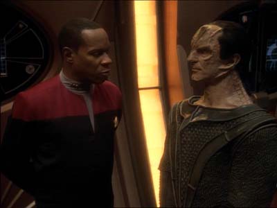 Star Trek: Deep Space Nine Screencaps "Defiant" (S3:E9)