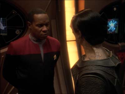 Star Trek: Deep Space Nine Screencaps "Defiant" (S3:E9)