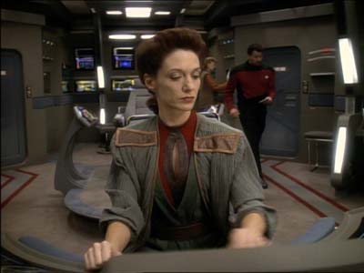 Star Trek: Deep Space Nine Screencaps "Defiant" (S3:E9)