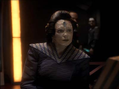 Star Trek: Deep Space Nine Screencaps "Defiant" (S3:E9)