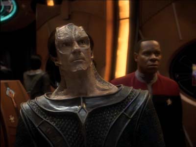 Star Trek: Deep Space Nine Screencaps "Defiant" (S3:E9)