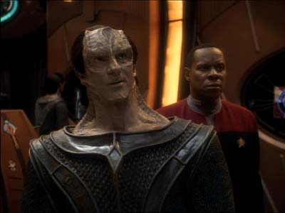 Star Trek: Deep Space Nine Screencaps "Defiant" (S3:E9)