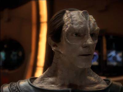 Star Trek: Deep Space Nine Screencaps "Defiant" (S3:E9)