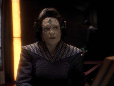 Star Trek: Deep Space Nine Screencaps "Defiant" (S3:E9)