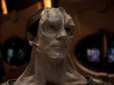 Star Trek: Deep Space Nine Screencaps "Defiant" (S3:E9)