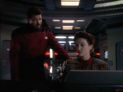 Star Trek: Deep Space Nine Screencaps "Defiant" (S3:E9)