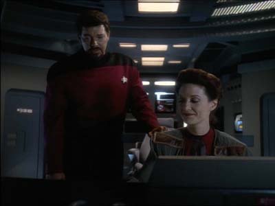 Star Trek: Deep Space Nine Screencaps "Defiant" (S3:E9)