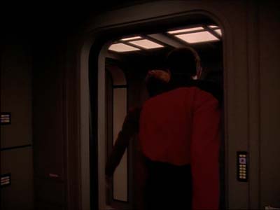 Star Trek: Deep Space Nine Screencaps "Defiant" (S3:E9)