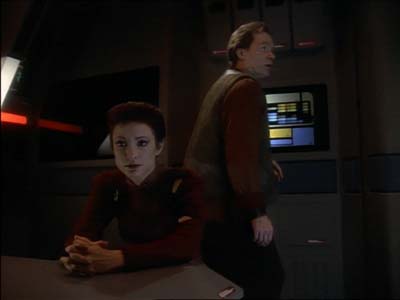 Star Trek: Deep Space Nine Screencaps "Defiant" (S3:E9)