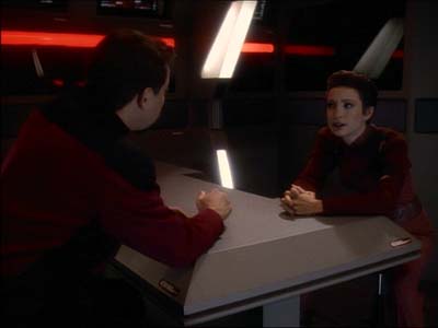 Star Trek: Deep Space Nine Screencaps "Defiant" (S3:E9)
