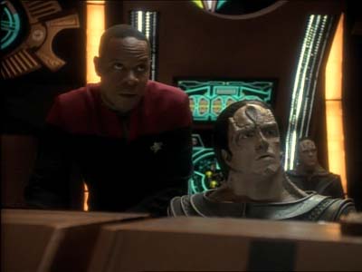 Star Trek: Deep Space Nine Screencaps "Defiant" (S3:E9)