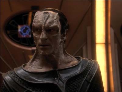 Star Trek: Deep Space Nine Screencaps "Defiant" (S3:E9)