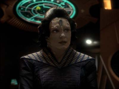 Star Trek: Deep Space Nine Screencaps "Defiant" (S3:E9)