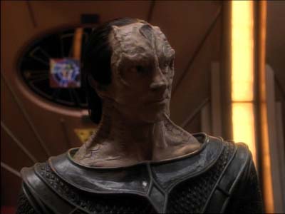 Star Trek: Deep Space Nine Screencaps "Defiant" (S3:E9)