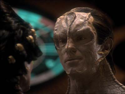Star Trek: Deep Space Nine Screencaps "Defiant" (S3:E9)