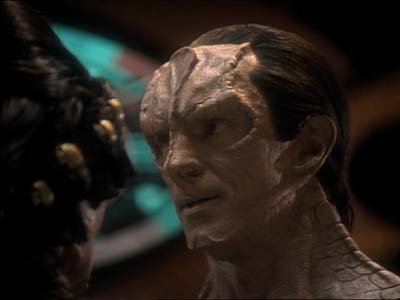 Star Trek: Deep Space Nine Screencaps "Defiant" (S3:E9)