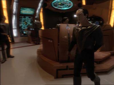 Star Trek: Deep Space Nine Screencaps "Defiant" (S3:E9)
