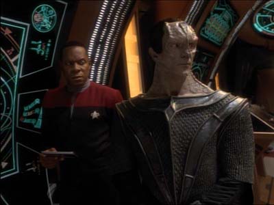 Star Trek: Deep Space Nine Screencaps "Defiant" (S3:E9)