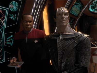Star Trek: Deep Space Nine Screencaps "Defiant" (S3:E9)