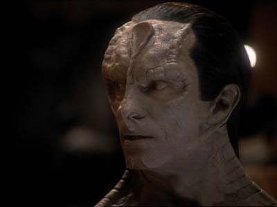 Star Trek: Deep Space Nine Screencaps "Defiant" (S3:E9)