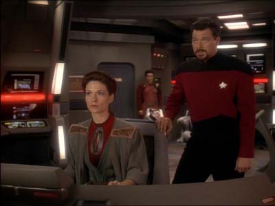 Star Trek: Deep Space Nine Screencaps "Defiant" (S3:E9)