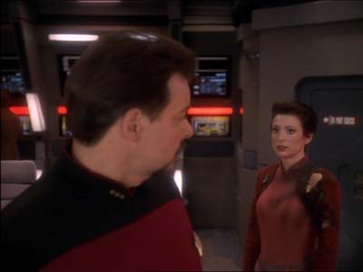 Star Trek: Deep Space Nine Screencaps "Defiant" (S3:E9)
